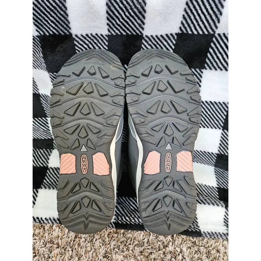 KEEN Kids Winter Boots Gray Waterproof Insulated Hook Loop Size US 6 EU 38